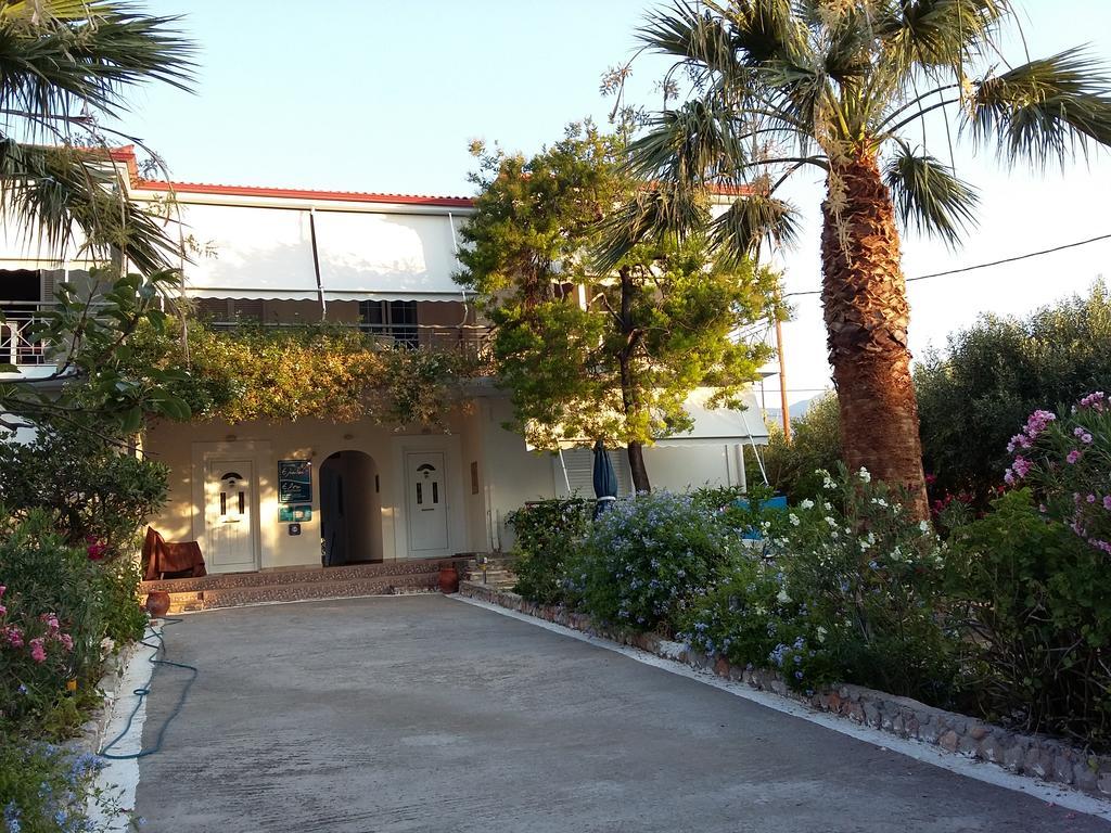 Elea Guesthouse Galaxidi Ngoại thất bức ảnh